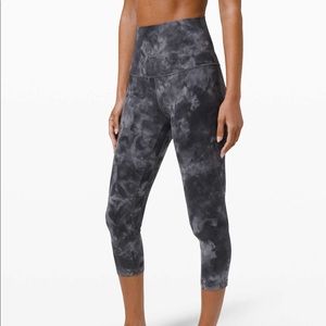 Align Super High-Rise Crop 21 Inch (NWOT)